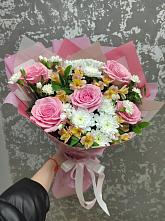 Букет цветов из:  Гвоздики, Орхидеи и Розы #REPLACE_PRED# Заринск