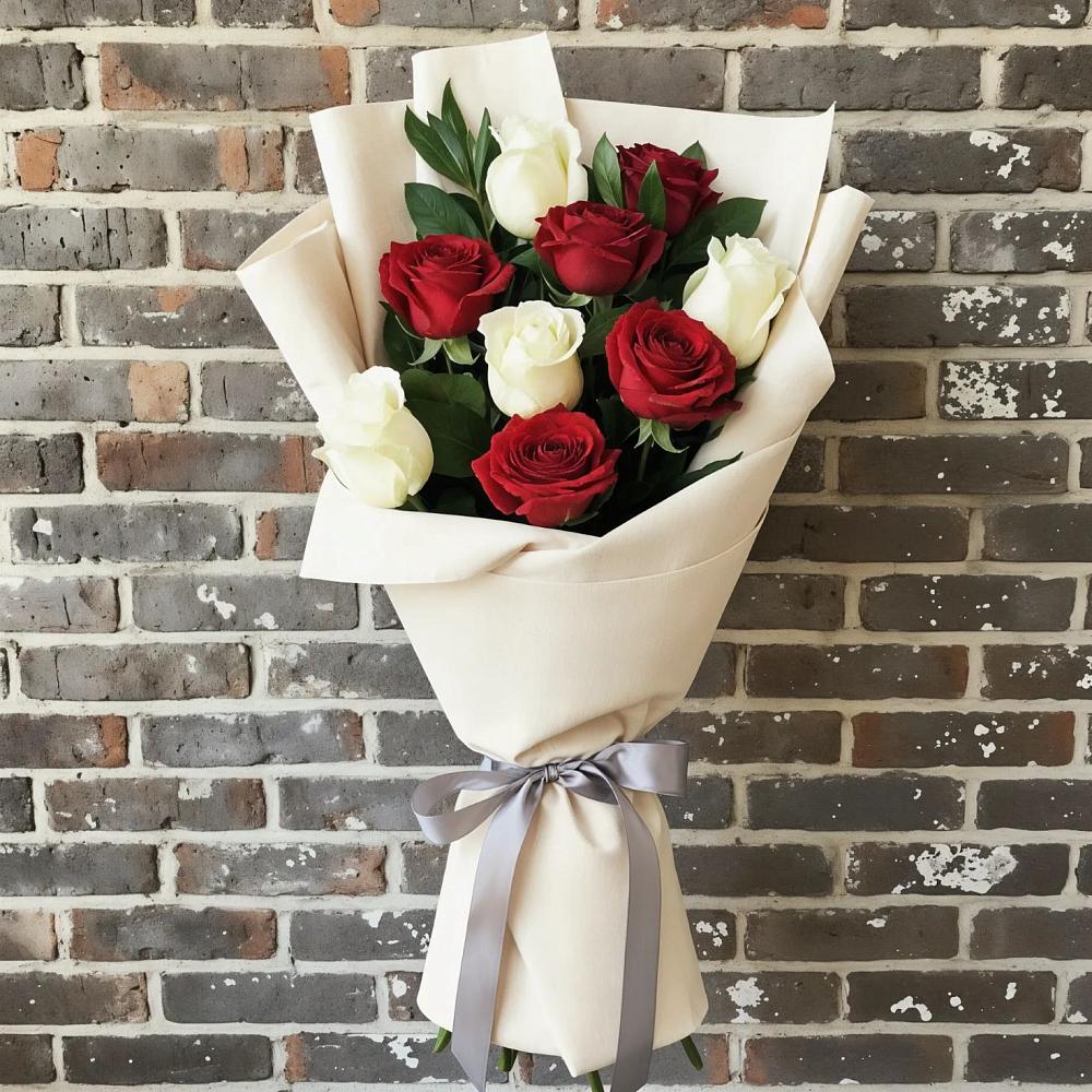 Букет цветов из: Розы в Заринск