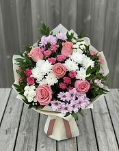 Букет цветов из:  Альстромерии, Гвоздики, Розы и Хризантемы в Заринск