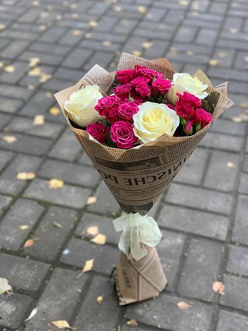 Букет цветов из: Розы в Заринск
