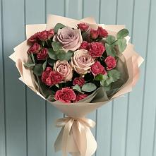 Букет цветов из:  Гвоздики и Розы в Заринск