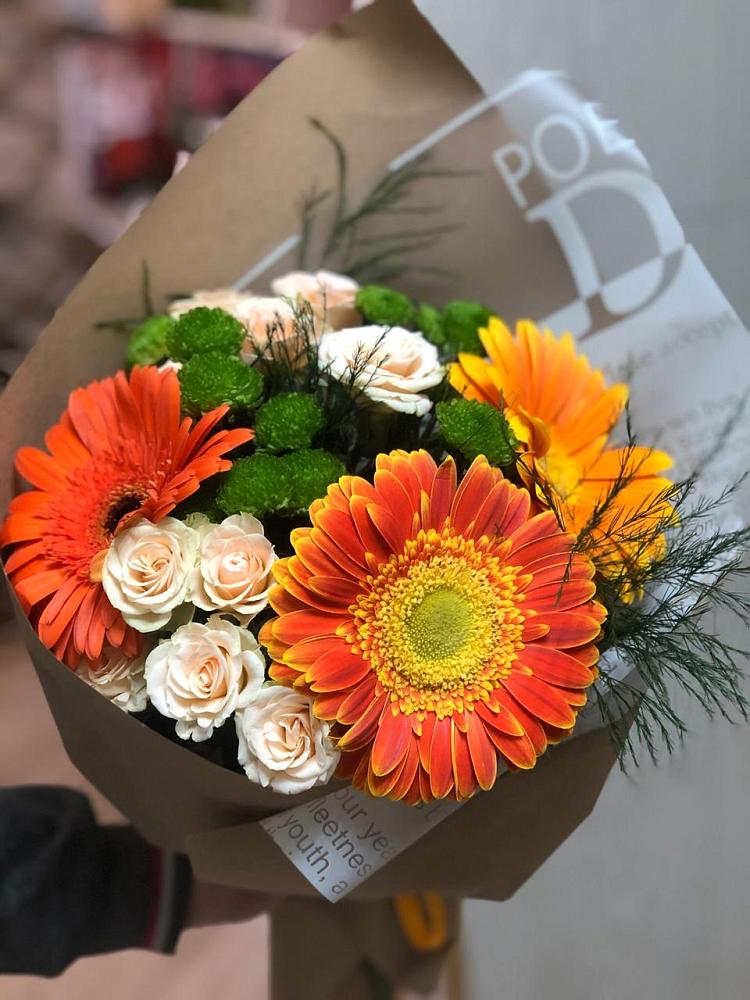 Букет цветов из: Герберы, Хризантемы и Розы в Заринск