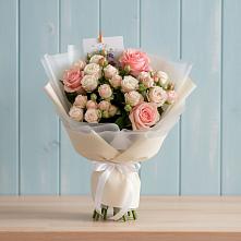Букет цветов из:  Розы в Заринск