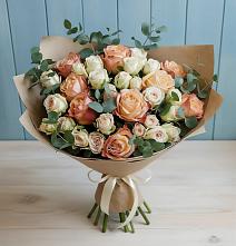 Букет цветов из:  Альстромерии и Розы в Заринск